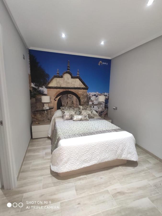 Apartamento Felipe V รอนดา ภายนอก รูปภาพ